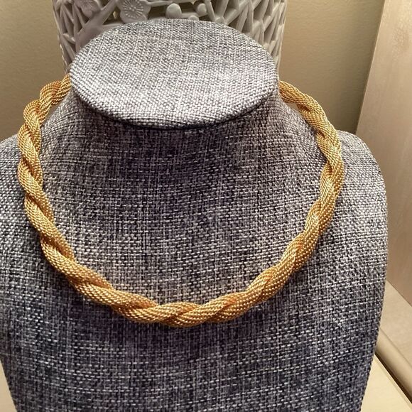 Goldtone Woven Mesh Choker Style Necklace - Picture 1 of 8